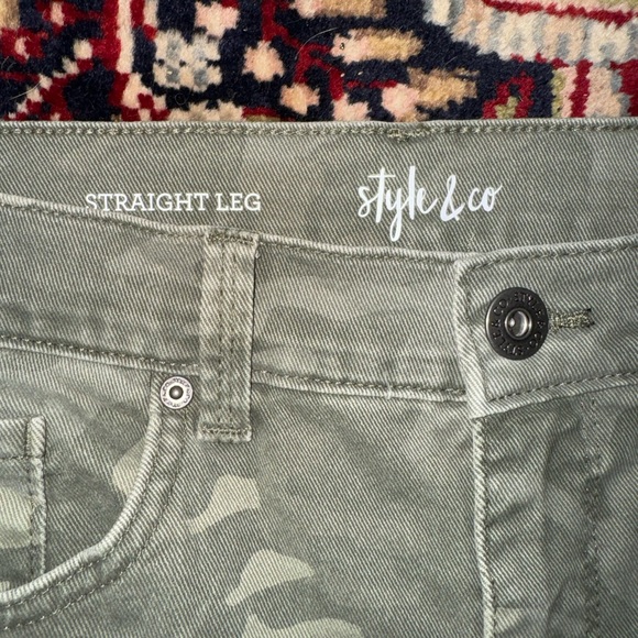 NWT camouflage pants, Style & Co, straight leg. Size 4 - Picture 2 of 7